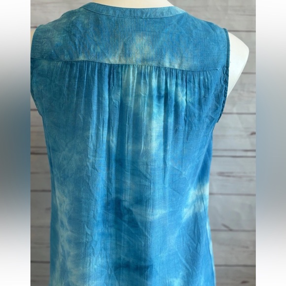 St. Johns Bay Women's Tie Dye Tunic Tank Top Size Small Blue & White Pullover - Picture 7 of 9